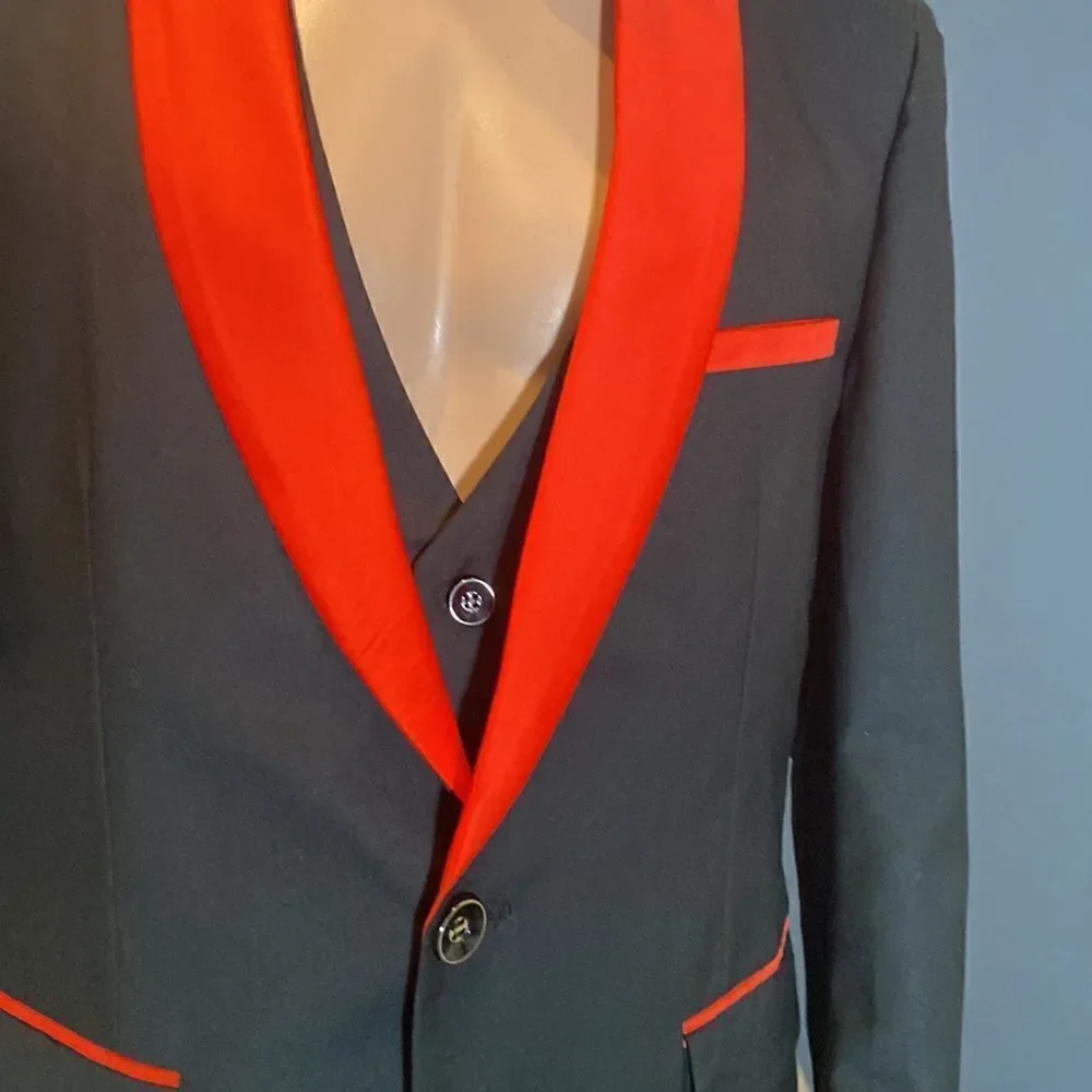 Men’s 3 Piece Slim Fit Tuxedo Black with Red Detail Shawl Lapel Size XS NWT